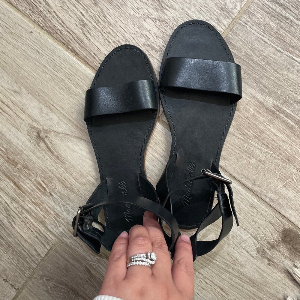 ❌SOLD ❌MAdewell Women's Boardwalk Ankle strap sandal